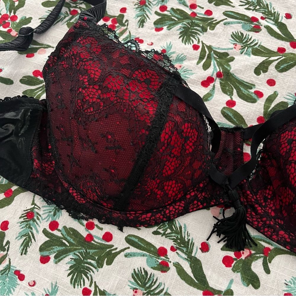 ASOS Pour Moi Contradiction bra red black US 32E tassel lace pretty